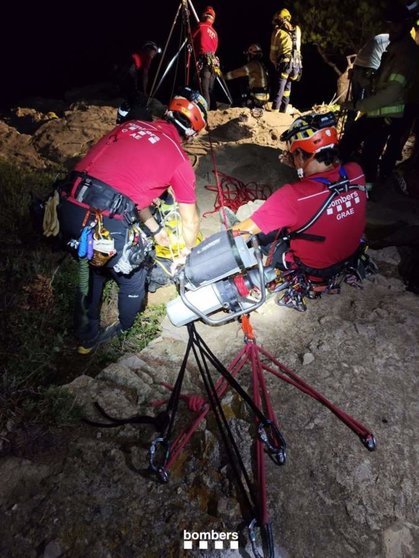  Rescate de cinco escaladores en un acantilado en la Costa Brava, en Torroella de Montgrí (Girona) | Europa Press 