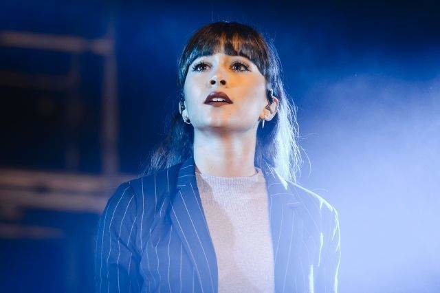  Aitana en su nuevo videoclip "+". Imagen: Los40 | EP 