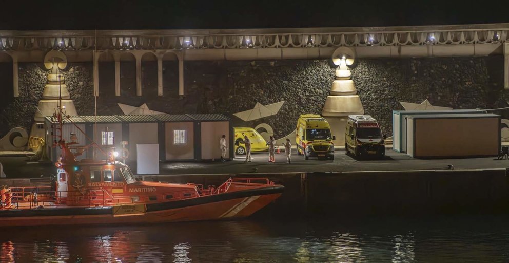  Un barco de Salvamento Marítimo en el puerto de La Restinga, a 15 de septiembre de 2024, en El Hierro, Canarias (España). - Antonio Sempere - Europa Press 