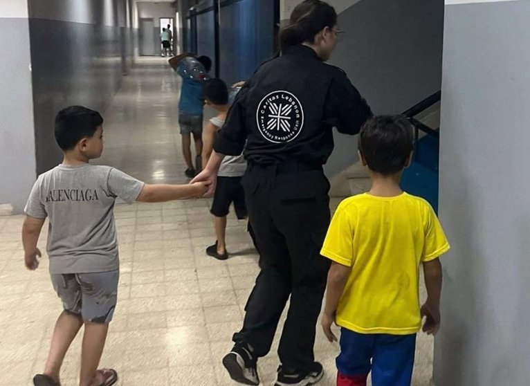  Unos niños en una escuela en Dekwene (Líbano). - CÁRITAS 