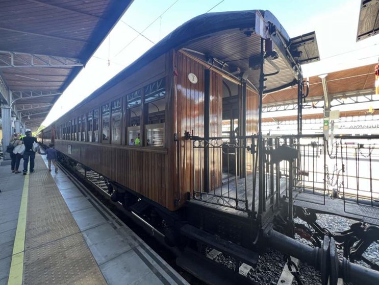  Vuelve el Tren de la Fresa en su temporada de otoño, celebrando 40 años de historia - FFE | EP 