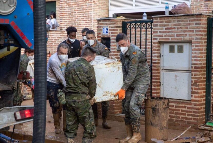  Guardia real participa en el operativo tras la DANA - CASA REAL 