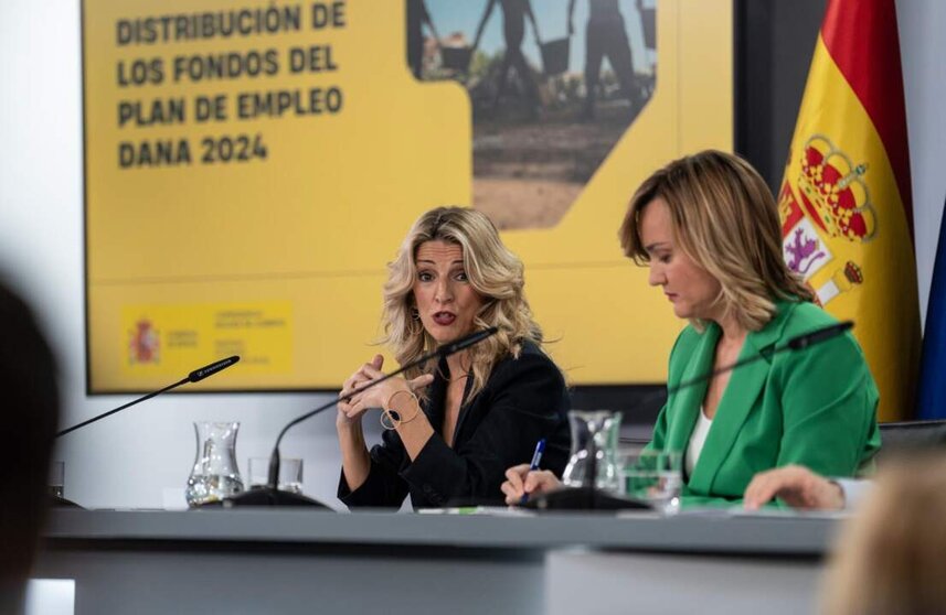  (I-D) La vicepresidenta segunda y ministra de Trabajo y Economía Social, Yolanda Díaz, y la ministra de Educación, Formación Profesional y Deportes, Pilar Alegría, en la rueda de prensa posterior al Consejo de Ministros - Matias Chiofalo - Europa Press 