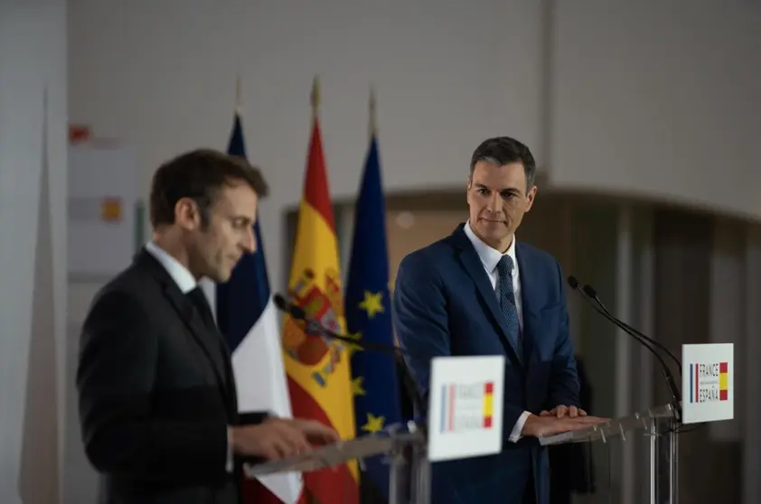  Archivo - El presidente de Francia, Emmanuel Macron, comparece tras la firma de un Tratado de Amistad entre sus respectivos países, durante la XXVII Cumbre Hispano-Francesa, en el Museo Nacional de Arte de Cataluña (MNAC), a 19 de enero de 2023, en Barcel - David Zorrakino - Europa Press - Archivo 